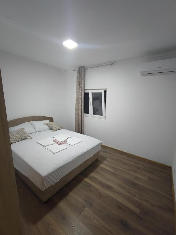 Hidden Villa Apartments Котор Экстерьер фото